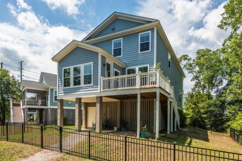 1135 Oak Bluff Avenue Charleston SC 29492