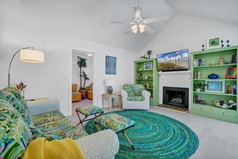 204 Sea Cloud Circle Edisto Island SC 29438
