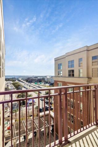 150 Bee Street Charleston SC 29401