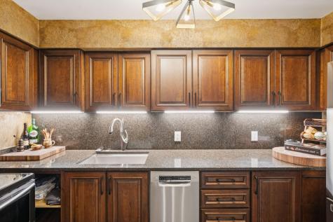 55 Ashley Avenue Charleston SC 29401