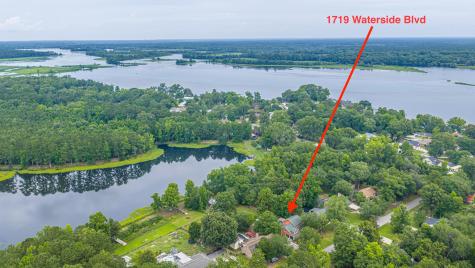 1719 Waterside Boulevard Moncks Corner SC 29461