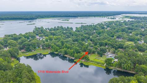 1719 Waterside Boulevard Moncks Corner SC 29461