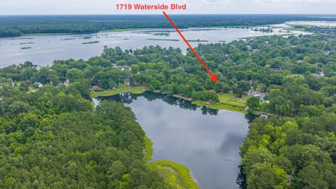1719 Waterside Boulevard Moncks Corner SC 29461