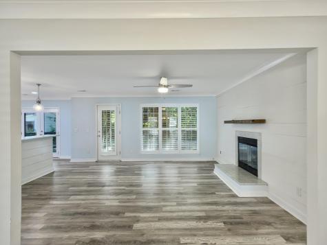 1247 Center Lake Drive Mount Pleasant SC 29464