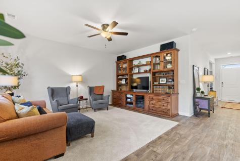162 Oakwood Boulevard Summerville SC 29486