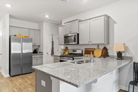 162 Oakwood Boulevard Summerville SC 29486