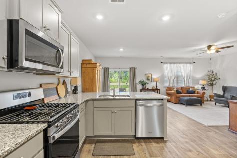 162 Oakwood Boulevard Summerville SC 29486