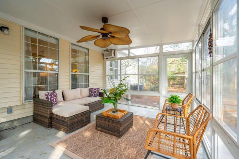 1328 Horseshoe Bend Mount Pleasant SC 29464