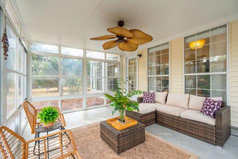 1328 Horseshoe Bend Mount Pleasant SC 29464