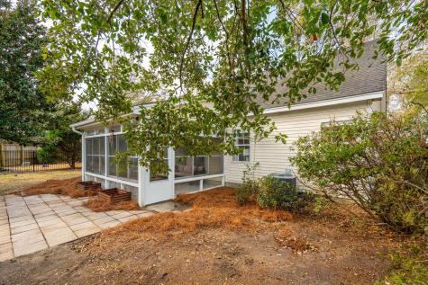 1328 Horseshoe Bend Mount Pleasant SC 29464