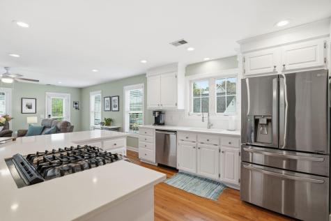 2178 Hartfords Bluff Lane Mount Pleasant SC 29466