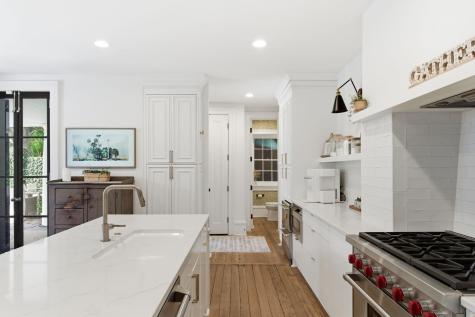 89 Ashley Avenue Charleston SC 29401