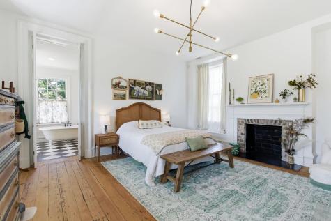 89 Ashley Avenue Charleston SC 29401