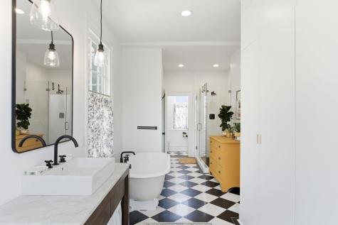89 Ashley Avenue Charleston SC 29401