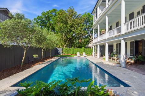 89 Ashley Avenue Charleston SC 29401
