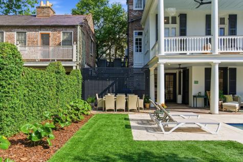 89 Ashley Avenue Charleston SC 29401