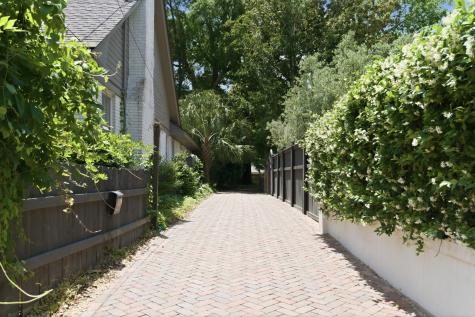 89 Ashley Avenue Charleston SC 29401