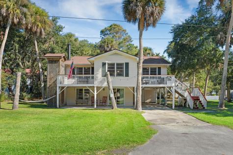 607 Portia Street Edisto Island SC 29438