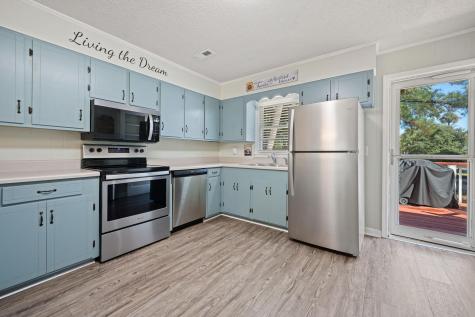 607 Portia Street Edisto Island SC 29438