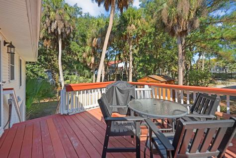607 Portia Street Edisto Island SC 29438