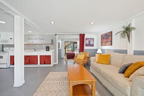 607 Portia Street Edisto Island SC 29438