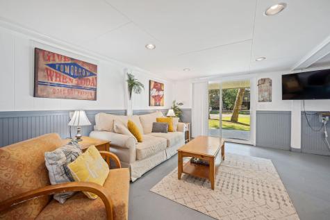 607 Portia Street Edisto Island SC 29438
