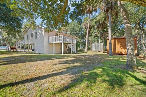 607 Portia Street Edisto Island SC 29438