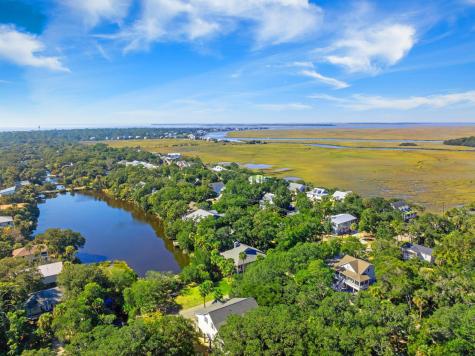 607 Portia Street Edisto Island SC 29438