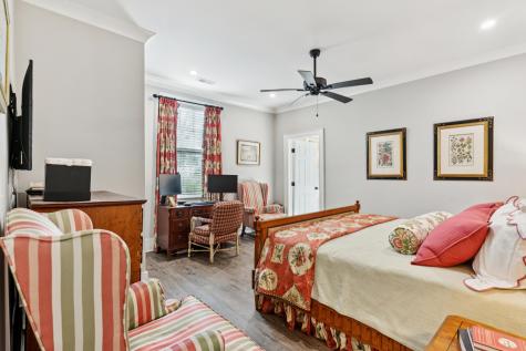 207 W Carolina Avenue Summerville SC 29483