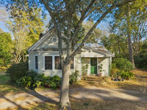 207 W Carolina Avenue Summerville SC 29483