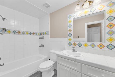4220 Meadowbrook Court North Charleston SC 29420