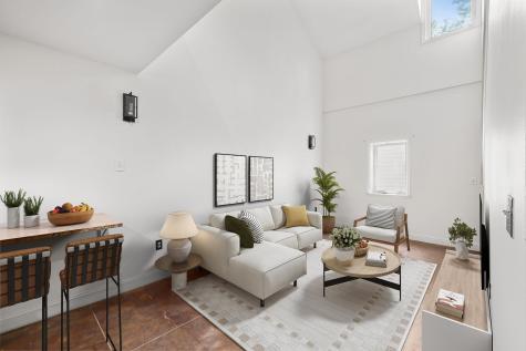 24 Strawberry Lane Charleston SC 29403