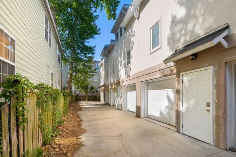 24 Strawberry Lane Charleston SC 29403