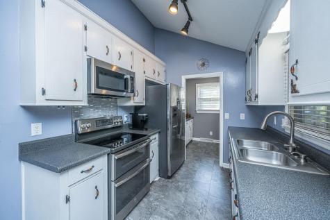 295 Forest Circle Summerville SC 29483
