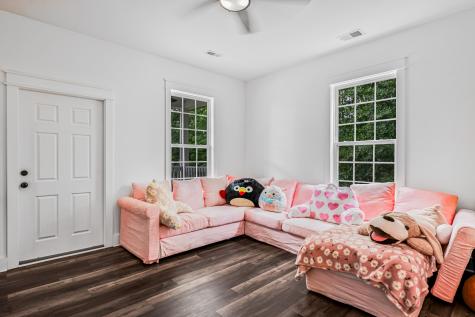 5681 Captain Kidd Road Hollywood SC 29449