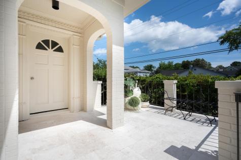 924 Ashley Avenue Charleston SC 29403