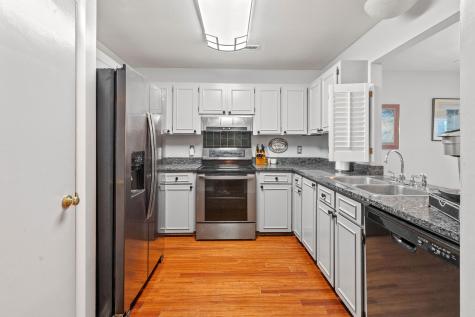 3 Stallion Court Charleston SC 29407