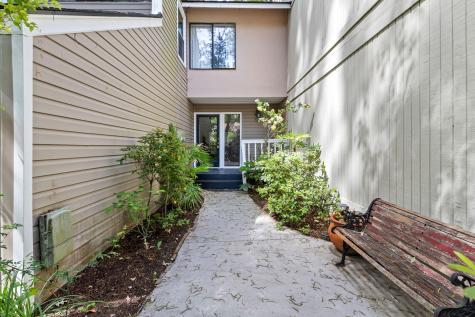 3 Stallion Court Charleston SC 29407