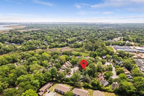3 Stallion Court Charleston SC 29407