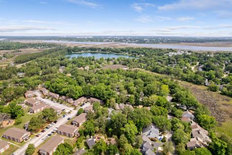 3 Stallion Court Charleston SC 29407