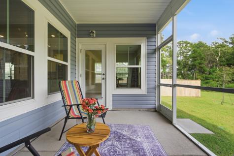 66 Red Bluff Street Summerville SC 29483