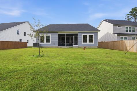 66 Red Bluff Street Summerville SC 29483