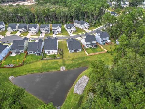 66 Red Bluff Street Summerville SC 29483