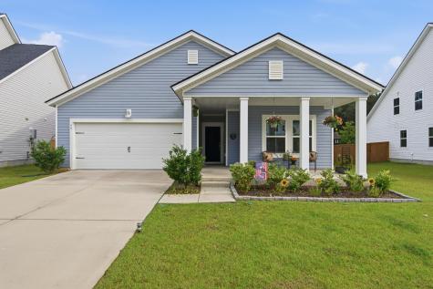 66 Red Bluff Street Summerville SC 29483