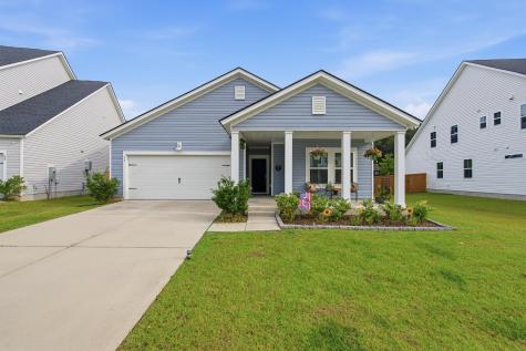66 Red Bluff Street Summerville SC 29483