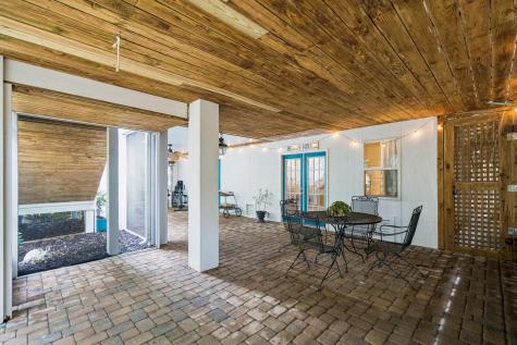 7 2nd Avenue Isle Of Palms SC 29451