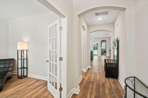 689 W Butternut Road Summerville SC 29483