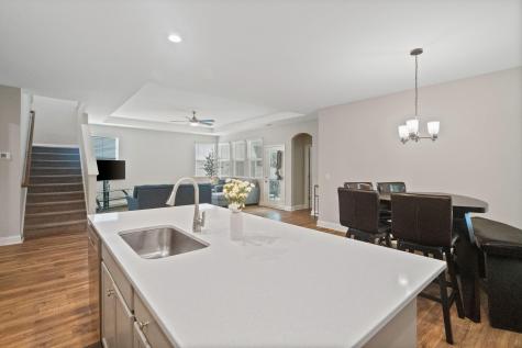 689 W Butternut Road Summerville SC 29483