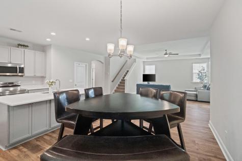 689 W Butternut Road Summerville SC 29483
