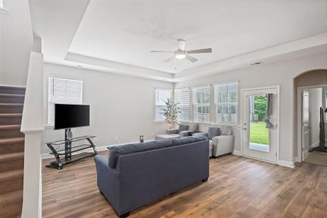 689 W Butternut Road Summerville SC 29483